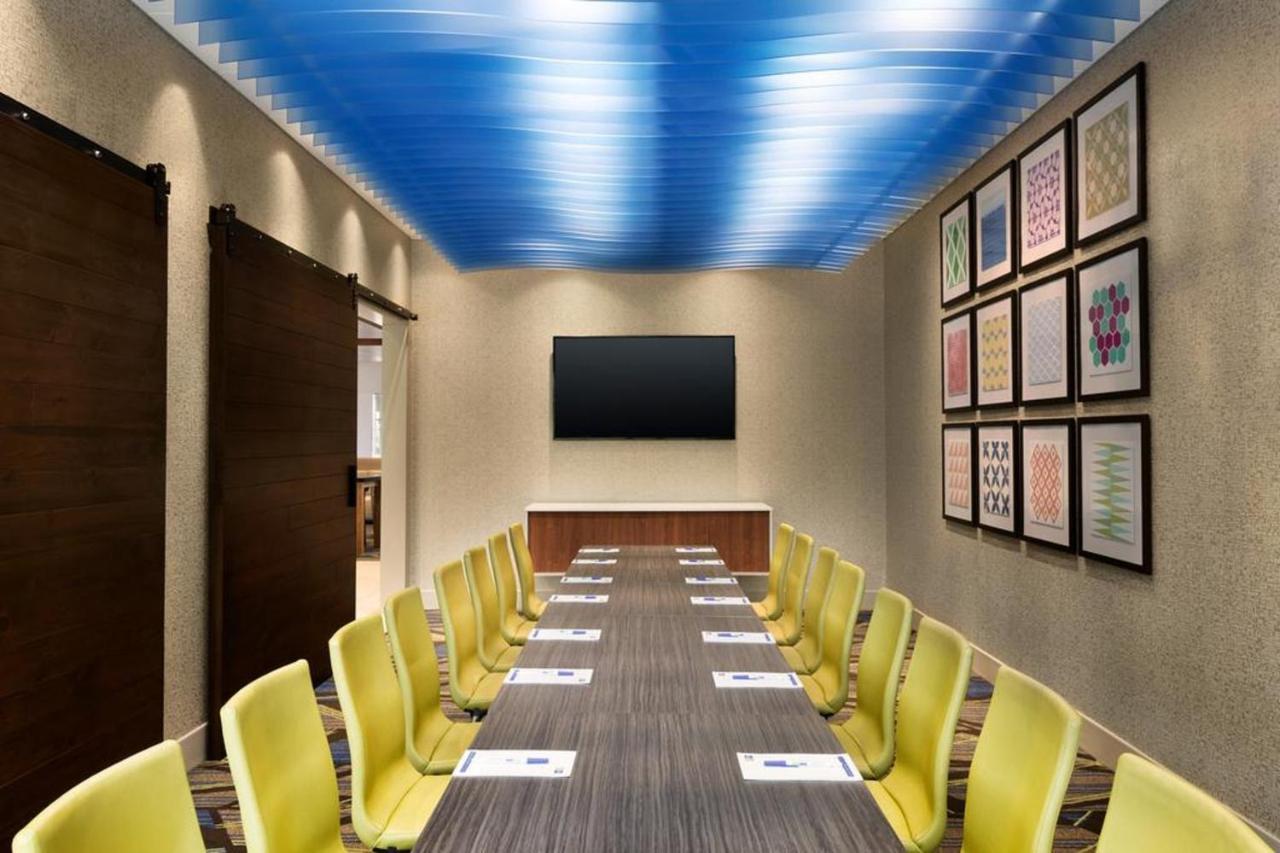 Holiday Inn Express & Suites - Canton By Ihg Zewnętrze zdjęcie